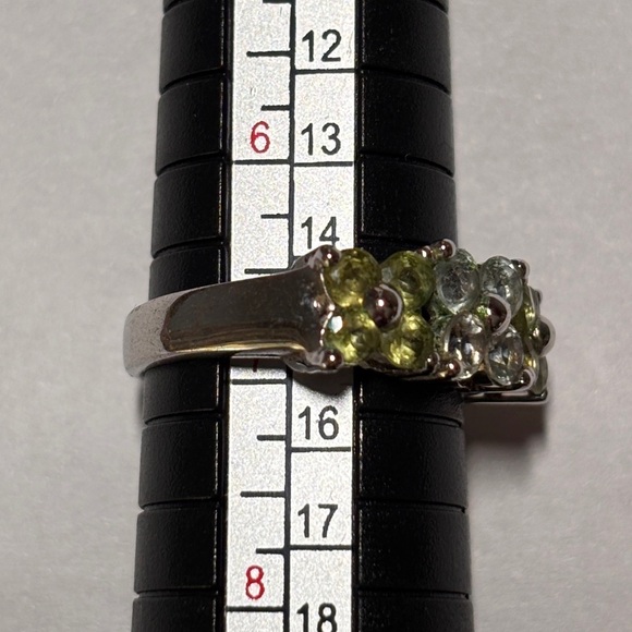 Mixed Lot of Vintage 925 Sterling Silver Rings - Picture 7 of 16